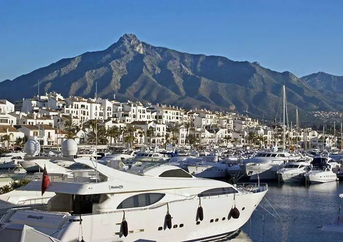 Puerto Banus Апартаменти Марбелья